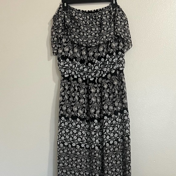 Eliza J Floral Off-the-Shoulder Jumpsuit - Picture 2 of 6